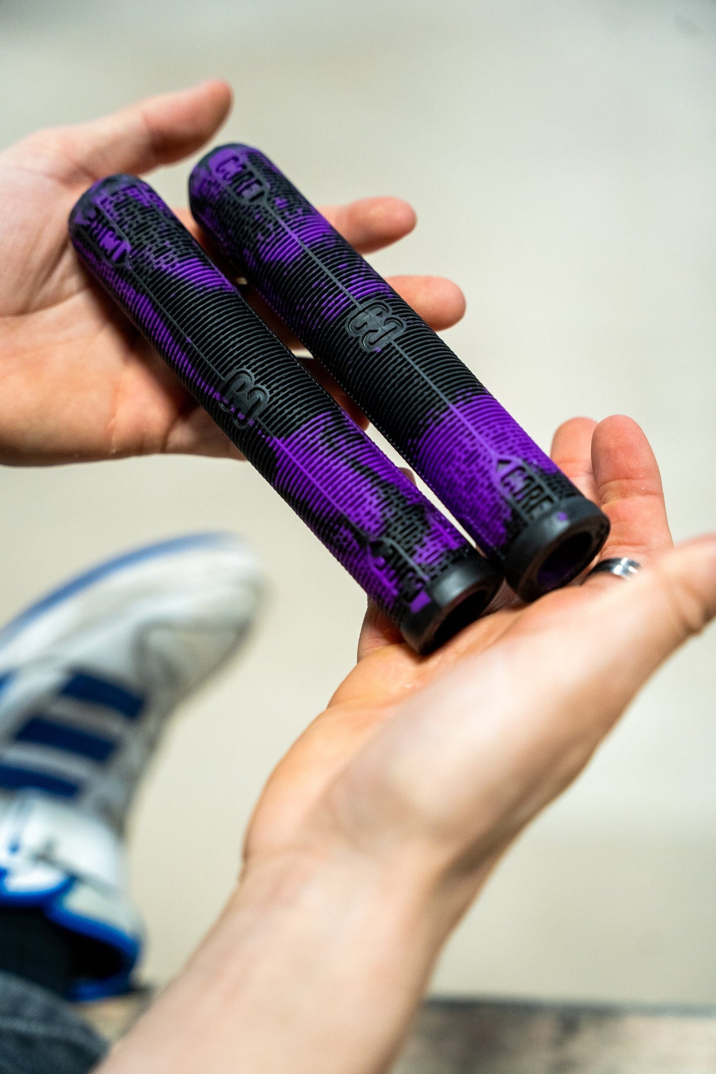 CORE Skinny Boy Handlebar Grips Soft 170mm –Purple/Black