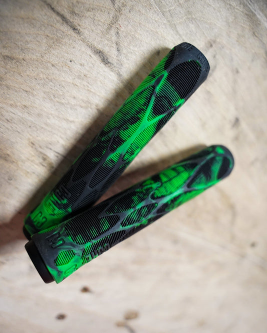 CORE Pro Handlebar Grips, Soft 170mm - Hulk(Green/Black)