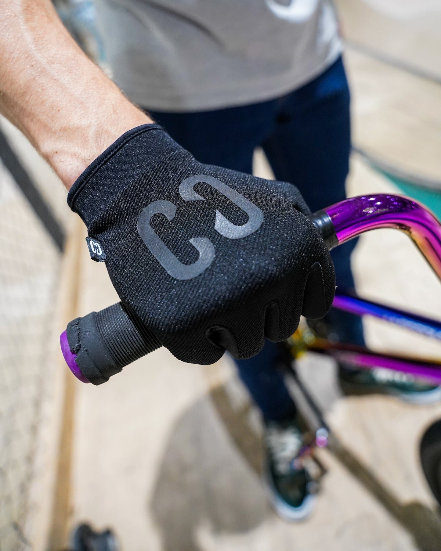 Core Protective Aero Gloves Stealth - Black
