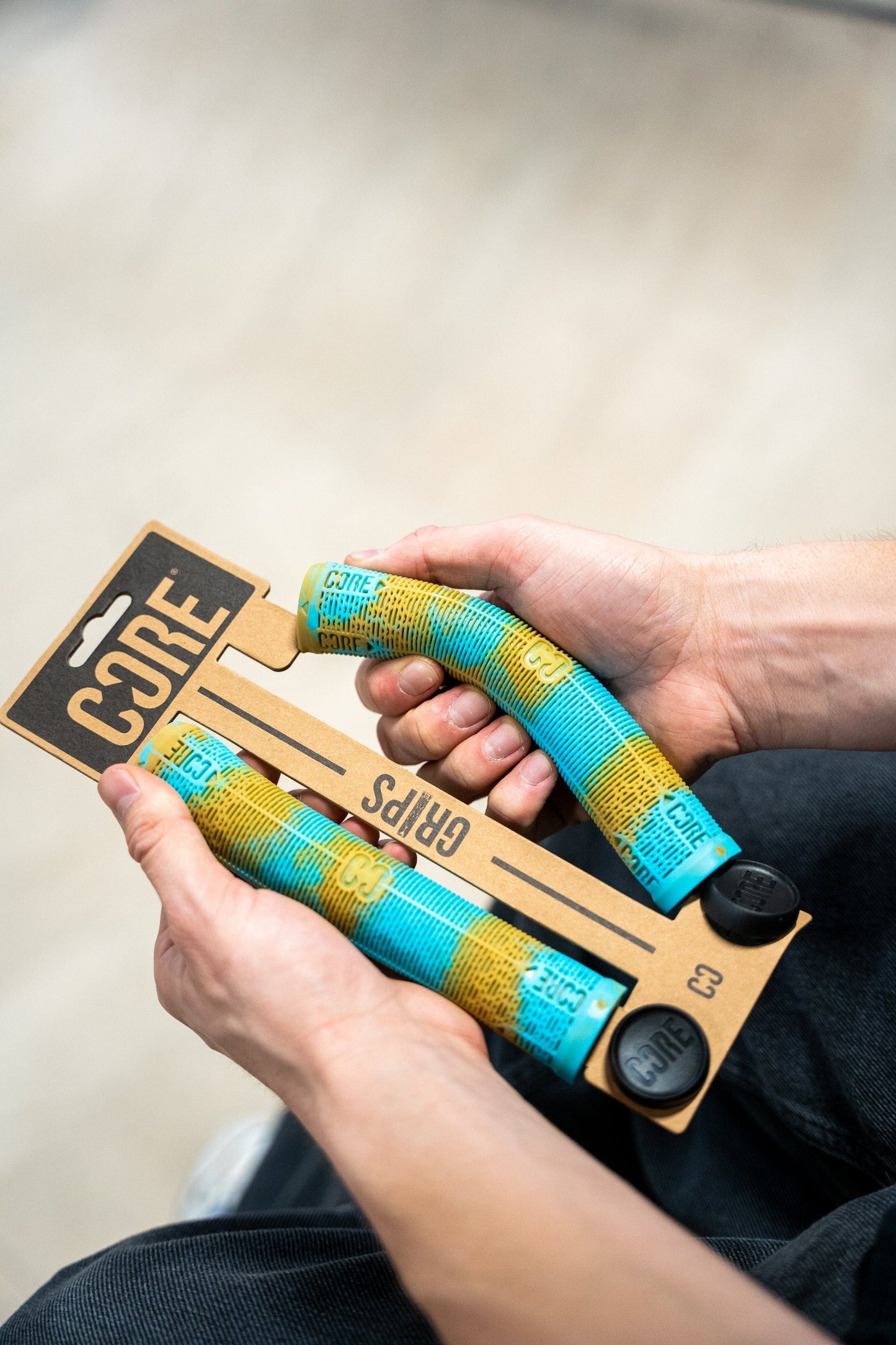 CORE Skinny Boy Handlebar Grips Soft 170mm – Beach(Teal/Gum)