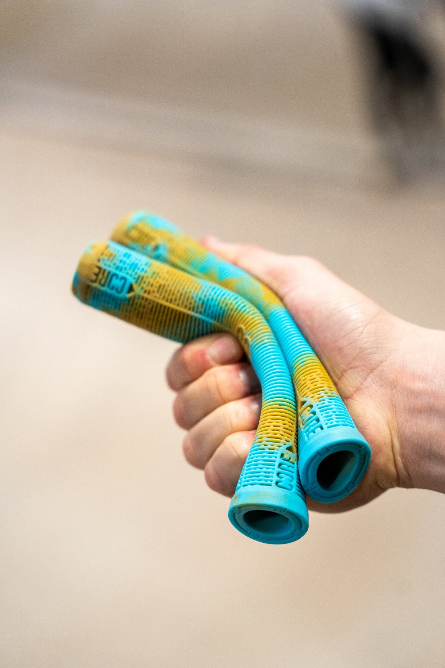 CORE Skinny Boy Handlebar Grips Soft 170mm – Beach(Teal/Gum)